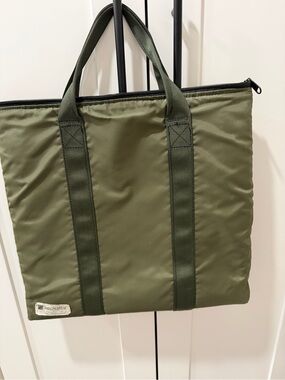 Undefeated Men's Tote Bag - Durable Nylon Carryall
